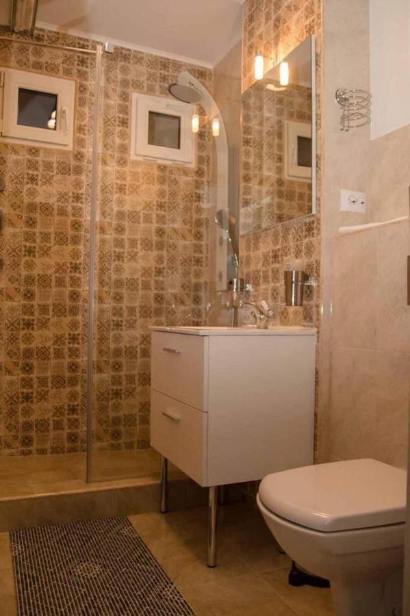 Colonial Touch Apartament براشوف المظهر الخارجي الصورة
